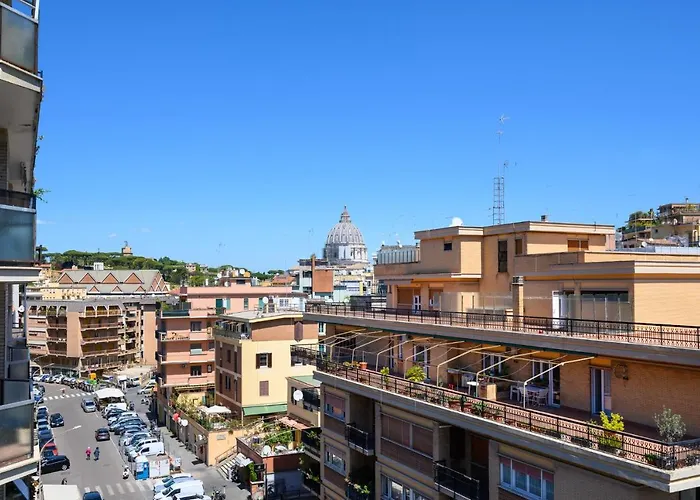 La Meraviglia- San Pietro - Vatican Area Rome